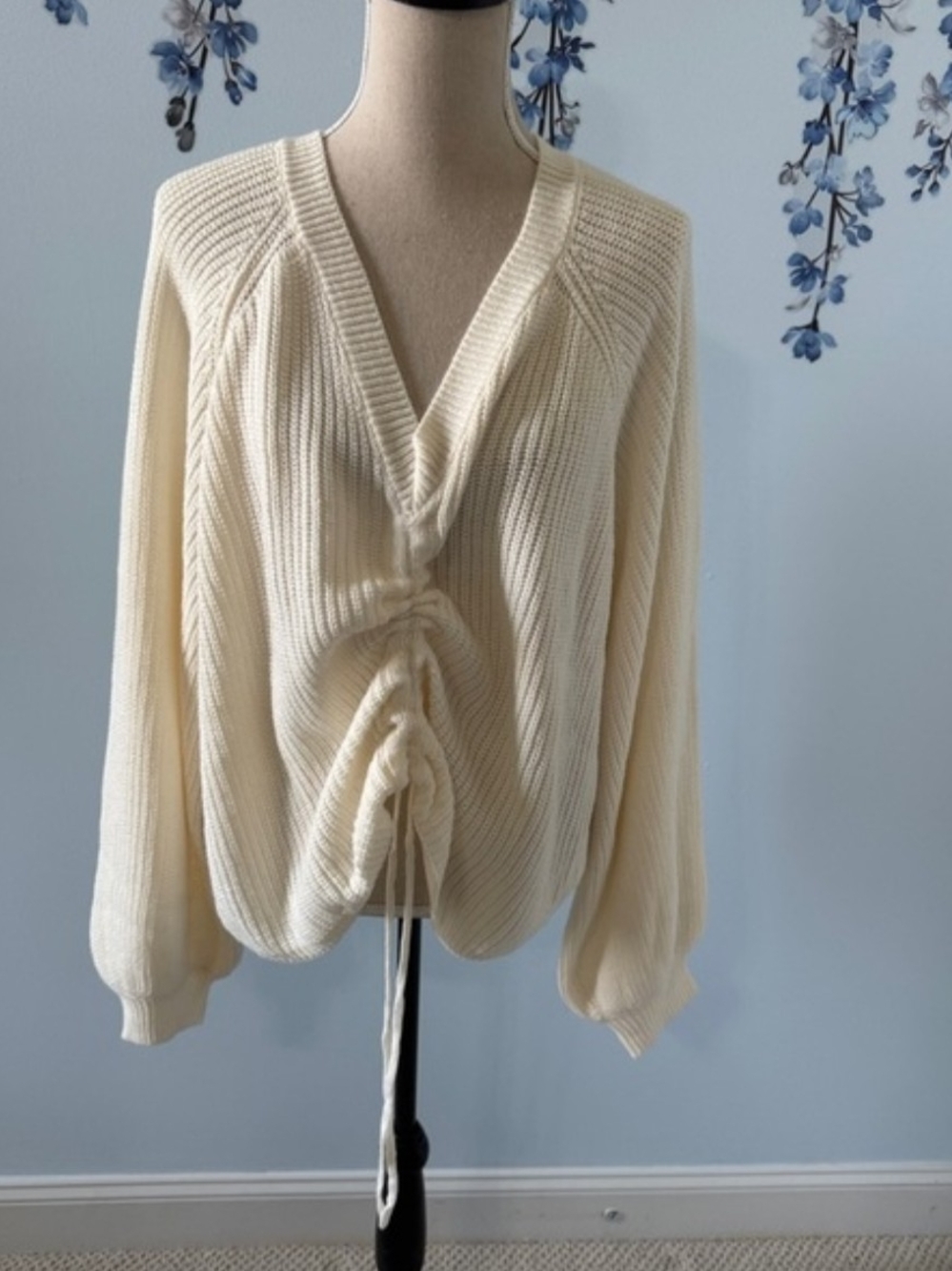 SO Cream V-Neck Ribbed Drawstring Sweater